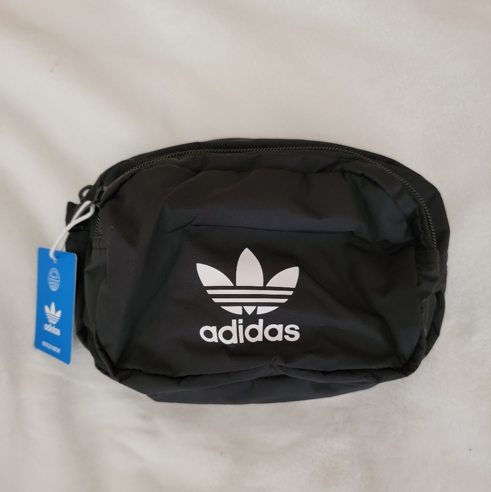 Adidas Sports Waist Bag NWT - Picture 7 of 10